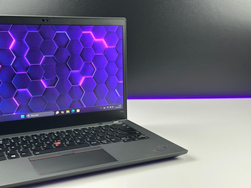Lenovo ThinkPad T14s Gen 2 z procesorem i7-1165G7, 16GB RAM, matrycą FHD, LTE. Idealny dla profesjonalistów szukających wydajności i mobilności.  (13).JPG