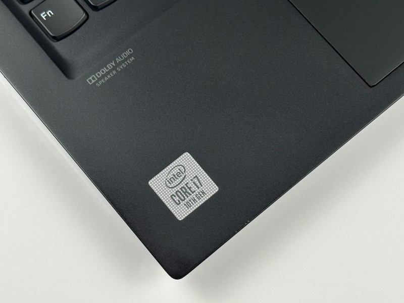 Lenovo ThinkPad T14s Gen 1 z i7-10510U, 16GB RAM, FHD i modemem LTE – lekki i wydajny laptop biznesowy stworzony do mobilnej pracy w terenie (9).JPG