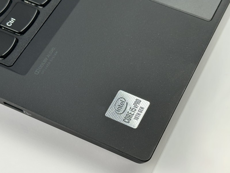 Lenovo ThinkPad T14 Gen 1 z Intel i5-10310U – szybka, niezawodna praca i mobilność w eleganckim wydaniu, idealna do codziennych wyzwań (12).JPG