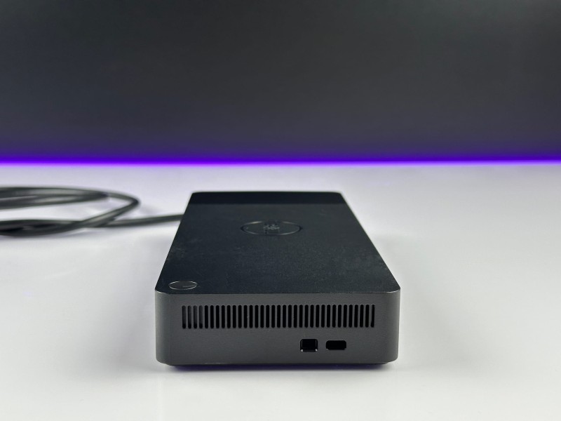 Dell WD19S – wszechstronna stacja dokująca z mocą 130W i bogatym zestawem portów. Uprość pracę, podłączając wiele urządzeń jednocześnie.  (5).JPG