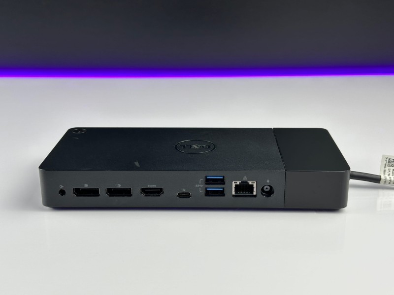 Dell WD19 – stacja dokująca 130W. Wielofunkcyjna, z licznymi portami, umożliwia szybkie ładowanie i podłączenie wielu urządzeń jednocześnie (5).JPG