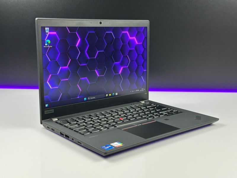 Lenovo ThinkPad T14 Gen 2 z i7-1185G7 i matrycą FHD – niezawodność i styl w kompaktowej formie, idealnej do pracy i codziennych wyzwań!