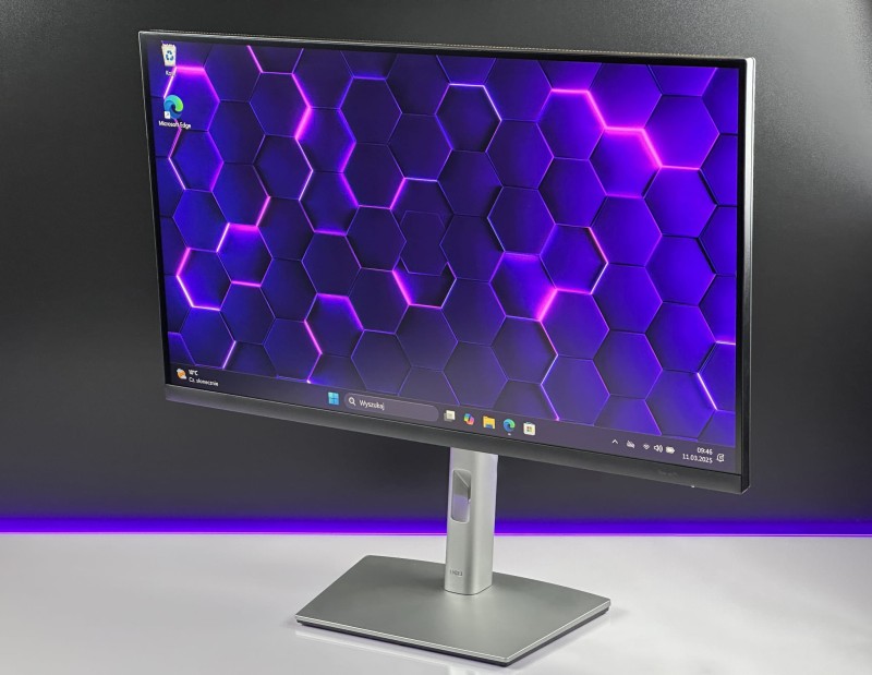 Dell P2721Q – 27" UHD 4K, 60 Hz, Flicker-Free i filtr światła niebieskiego. Krystaliczny obraz i komfort pracy na najwyższym poziomie!