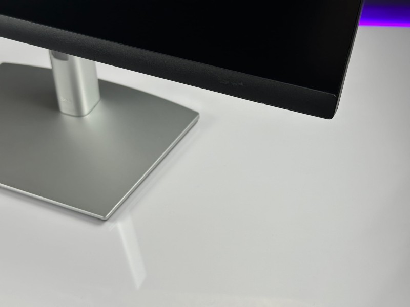 Dell P2721Q – 27" UHD 4K, 60 Hz, Flicker-Free i filtr światła niebieskiego. Krystaliczny obraz i komfort pracy na najwyższym poziomie!