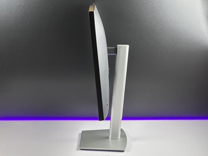 Dell P2721Q – 27" UHD 4K, 60 Hz, Flicker-Free i filtr światła niebieskiego. Krystaliczny obraz i komfort pracy na najwyższym poziomie!