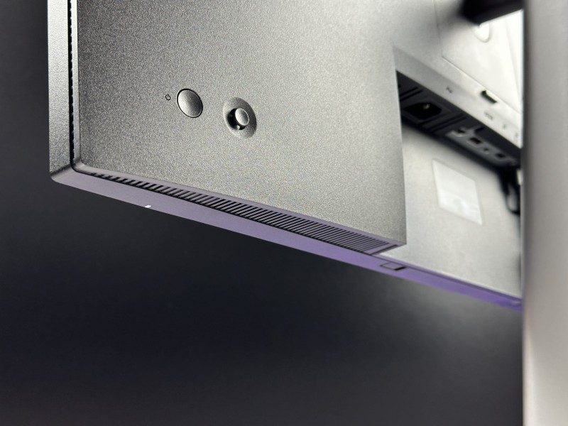 Dell P2721Q – 27" UHD 4K, 60 Hz, Flicker-Free i filtr światła niebieskiego. Krystaliczny obraz i komfort pracy na najwyższym poziomie!