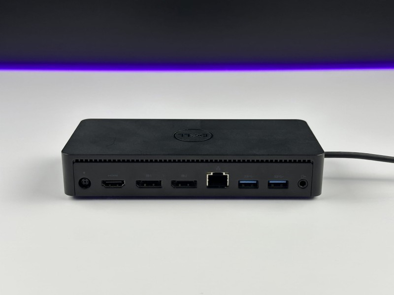 Dell Universal Dock D6000 – wszechstronna stacja dokująca z obsługą 3 ekranów 4K, łącznością USB-CUSB-A i szybkim transferem danych (9).JPG