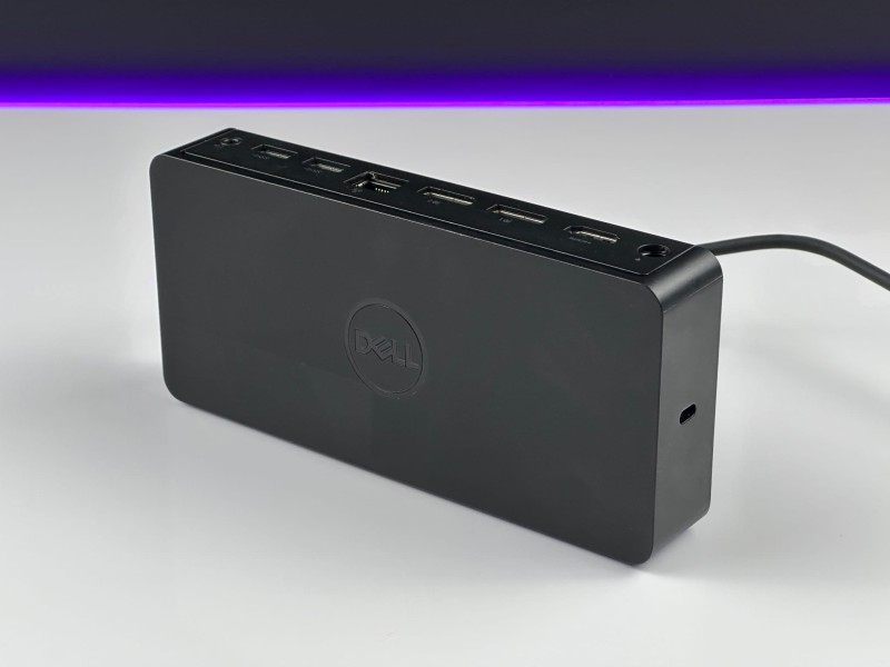 Dell Universal Dock D6000 – wszechstronna stacja dokująca z obsługą 3 ekranów 4K, łącznością USB-CUSB-A i szybkim transferem danych (11).JPG