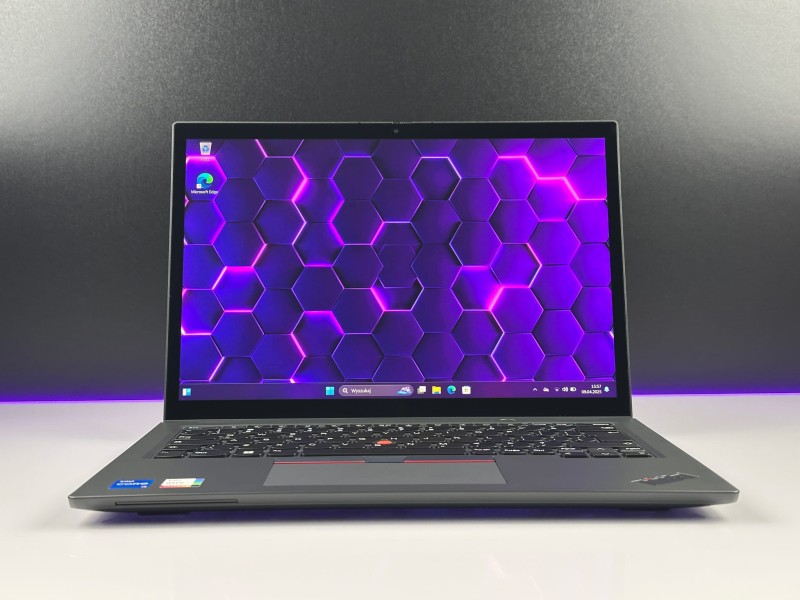 ThinkPad L13 Gen 4 Yoga – wszechstronność 2w1 w biznesowym wydaniu. i5-1335U, 16GB RAM i dotykowa matryca FHD+ w obrotowej konstrukcji (4).JPG
