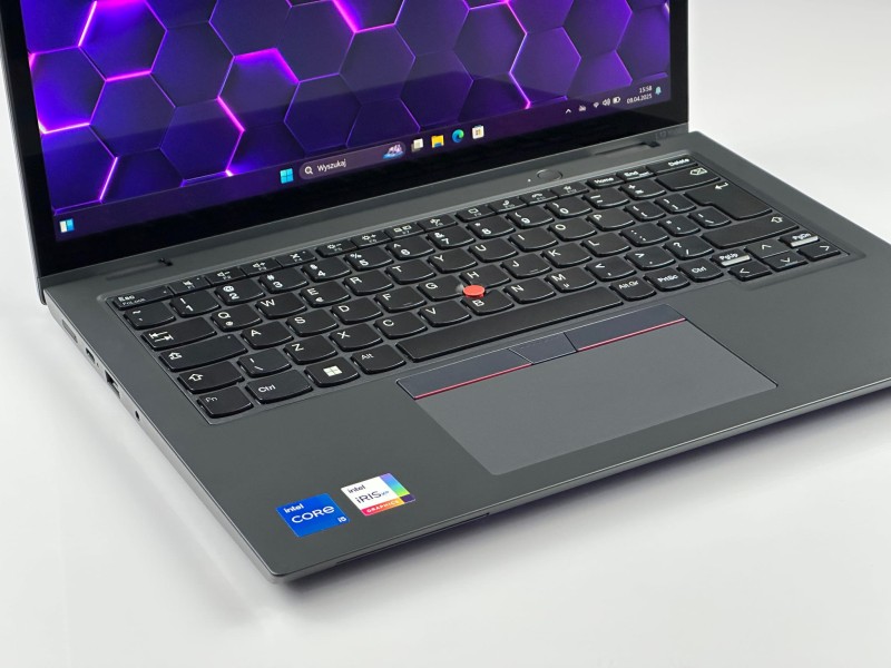 ThinkPad L13 Gen 4 Yoga – wszechstronność 2w1 w biznesowym wydaniu. i5-1335U, 16GB RAM i dotykowa matryca FHD+ w obrotowej konstrukcji (6).JPG