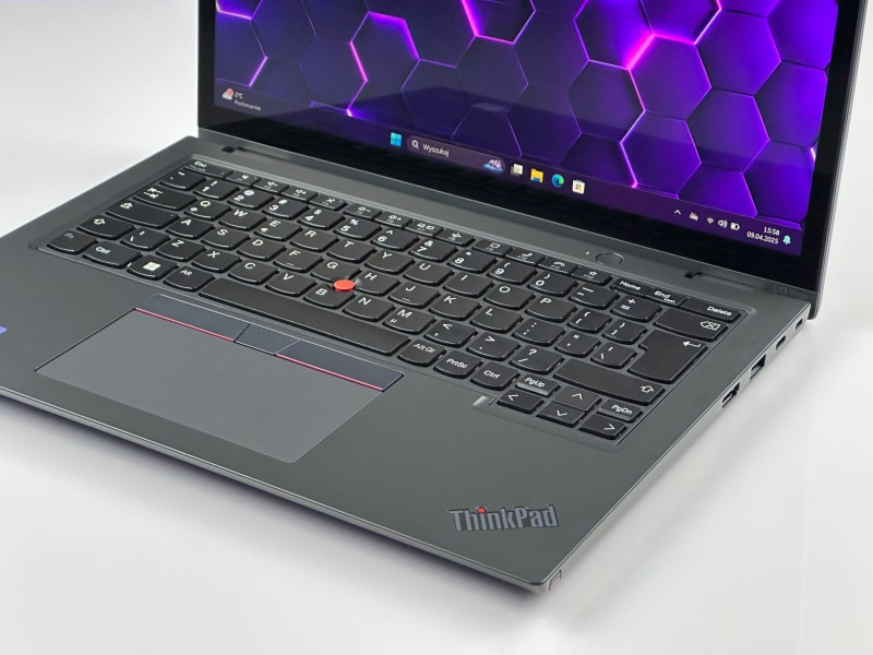 ThinkPad L13 Gen 4 Yoga – wszechstronność 2w1 w biznesowym wydaniu. i5-1335U, 16GB RAM i dotykowa matryca FHD+ w obrotowej konstrukcji (9).JPG