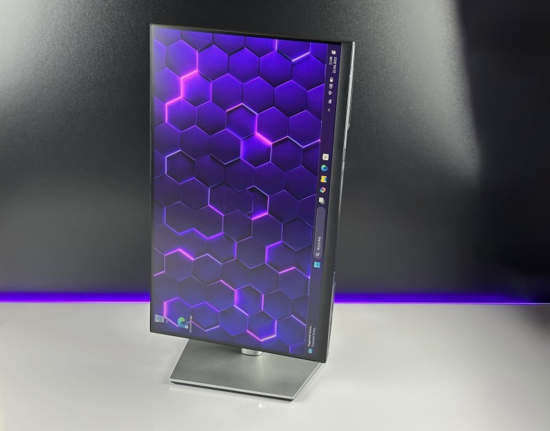 Monitor DELL P2222H 21.5 FHD – doskonały obraz, redukcja niebieskiego światła i pełna regulacja pozycji. Komfort pracy każdego dnia (3).JPG