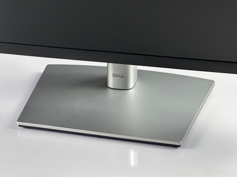 Monitor DELL P2222H 21.5 FHD – doskonały obraz, redukcja niebieskiego światła i pełna regulacja pozycji. Komfort pracy każdego dnia (8).JPG