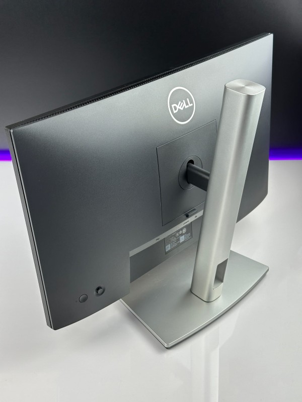 Monitor DELL P2222H 21.5 FHD – doskonały obraz, redukcja niebieskiego światła i pełna regulacja pozycji. Komfort pracy każdego dnia (18).JPG