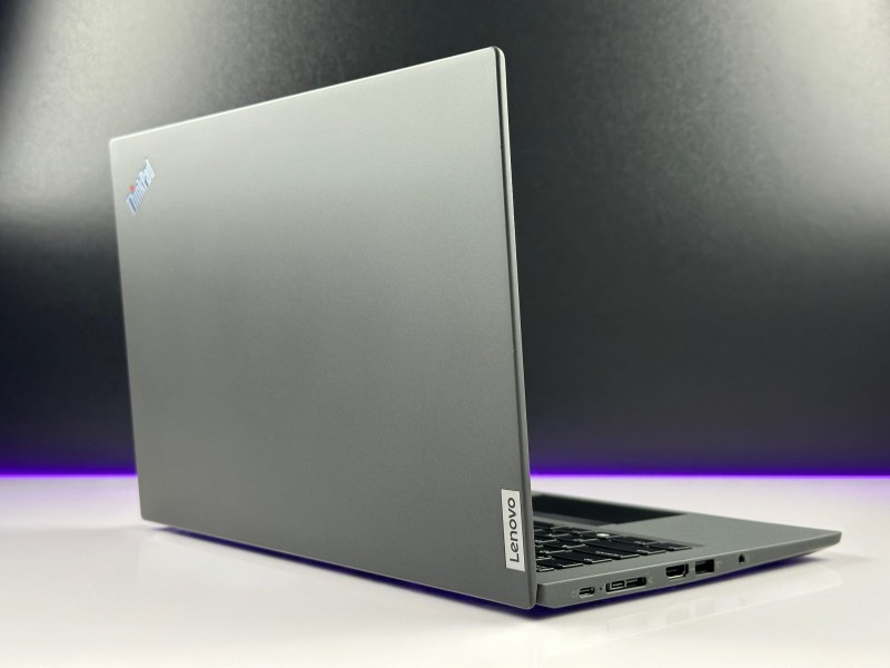 Lenovo ThinkPad T14s Gen 2 i7-1165G7 16GB RAM. Wydajny laptop biznesowy z ekranem FHD do analiz, dokumentów i pracy zdalnej. Lenovo ThinkPad T14s Gen 2 i7-1165G7 16GB RAM. Wydajny laptop biznesowy z ekranem FHD do analiz, dokumentów i pracy zdalnej.