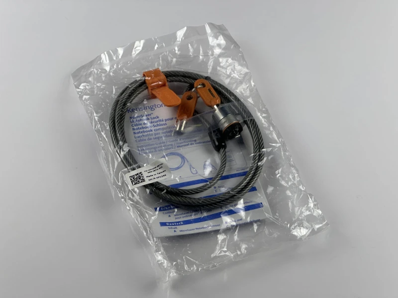 Linka zabezpieczająca Kensington MicroSaver (OPU266) – stalowa linka, obrotowa głowica i technologia anty‑pick. Pewne zabezpieczenie laptopa.