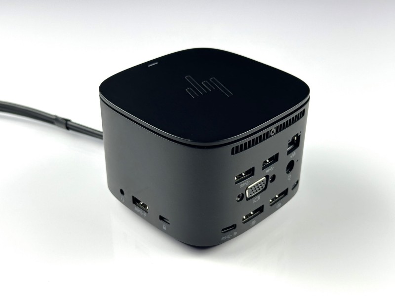 HP Thunderbolt 230W – potężna stacja dokująca z zasilaczem 230W. Jedno złącze, pełna łączność i zasilanie – idealna baza dla Twojej pracy (10).JPG