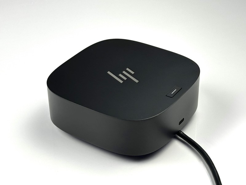 HP USB-C Dock G5 – wszechstronna stacja dokująca z wieloma portami. Ułatwia podłączenie urządzeń i szybkie ładowanie, idealna do efektywnej pracy.