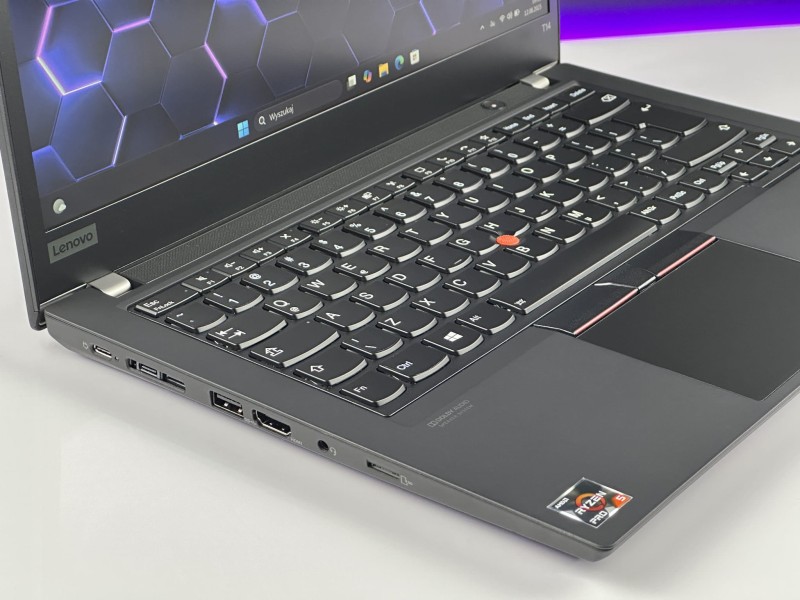 Lenovo ThinkPad T14 Gen 1 - Ryzen 5 4650U, 14". Biznesowy laptop z wydajnym procesorem AMD Ryzen PRO, idealny do pracy biurowej i mobilnej.