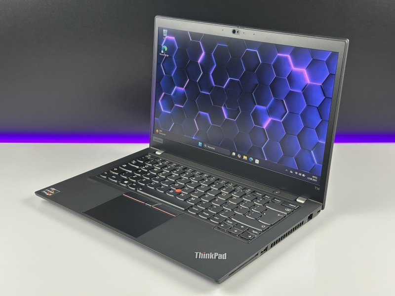 Lenovo ThinkPad T14 Gen 1 - Ryzen 5 4650U, 14". Biznesowy laptop z wydajnym procesorem AMD Ryzen PRO, idealny do pracy biurowej i mobilnej.