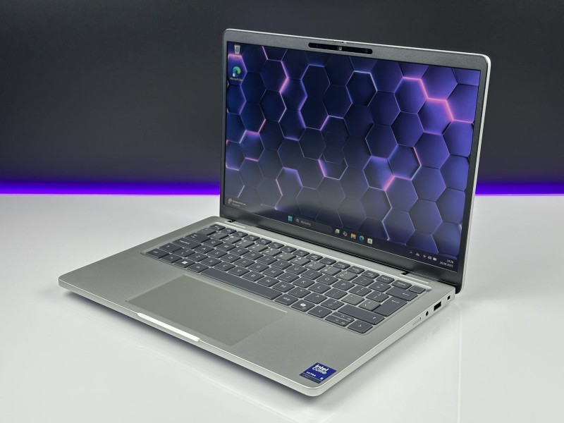 Dell Pro 13 Plus PB13250 z procesorem Intel Ultra 5 235U i matrycą FHD+. Nowoczesny, lekki i wydajny laptop idealny do pracy i codziennego użytku (11).JPG