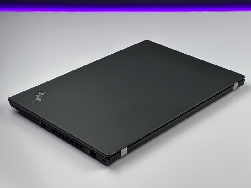 Lenovo ThinkPad T14 Gen 1 z Intel i5-10310U – szybka, niezawodna praca i mobilność w eleganckim wydaniu, idealna do codziennych wyzwań (13).JPG