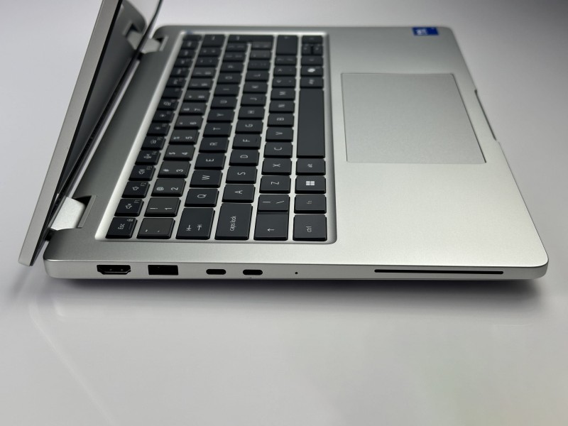 Dell Pro 14 Plus PB14250 Intel Core 5 220U – nowoczesny, lekki laptop biznesowy łączący wydajność z mobilnością, idealny do codziennej pracy i nauki.JPG