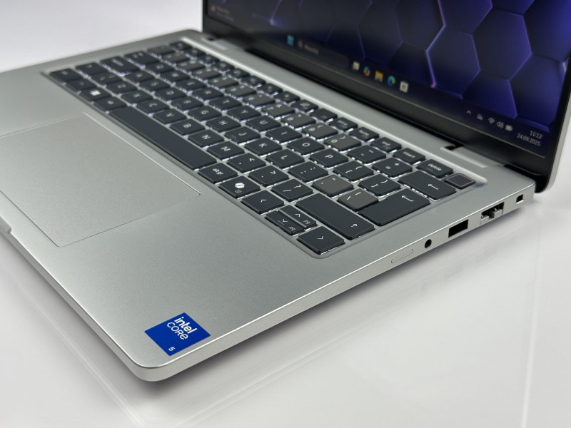 Dell Pro 14 Plus PB14250 Intel Core 5 220U – nowoczesny, lekki laptop biznesowy łączący wydajność z mobilnością, idealny do codziennej pracy i nauki.JPG