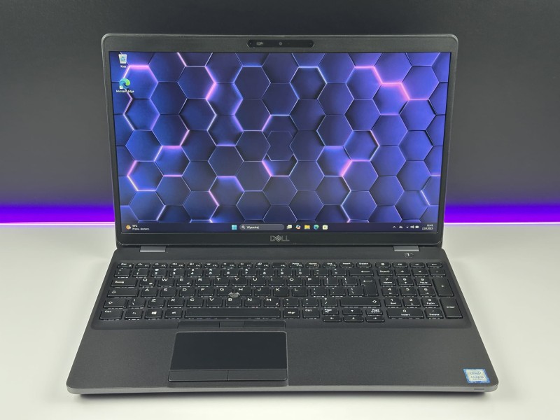 Dell Latitude 5500 i5-8265U, 15.6", LTE – laptop do pracy zdalnej, biura i internetu. Idealny do wideokonferencji, dokumentów i codziennych zadań.