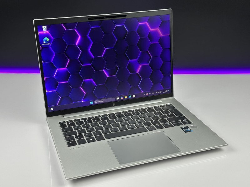 HP EliteBook 840 G9 – moc i prywatność w jednym! i7-1270P, matryca FHD+ z filtrem prywatyzującym – komfortowo i bezpiecznie gdziekolwiek jesteś (3).JPG
