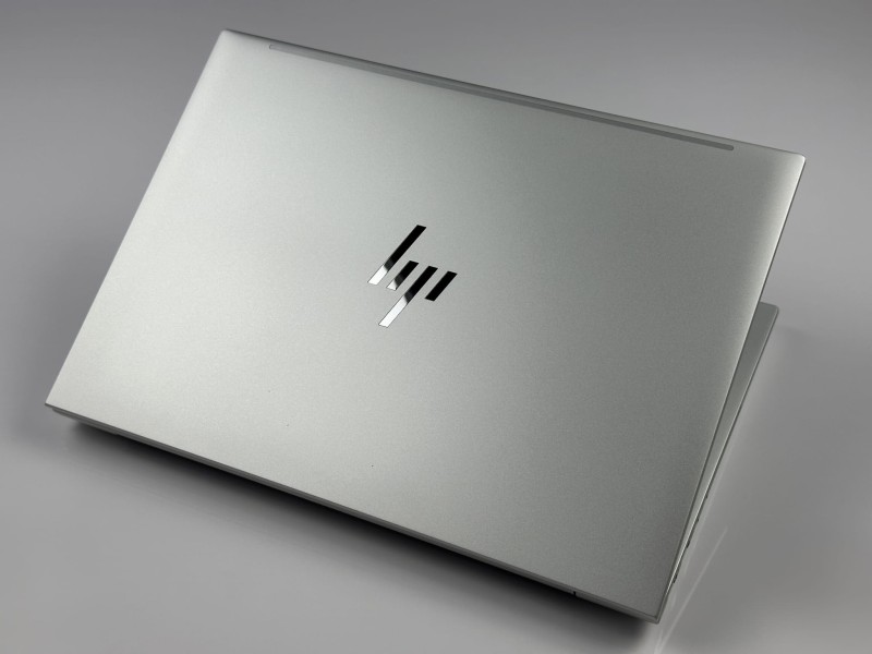 HP EliteBook 840 G9 – moc i prywatność w jednym! i7-1270P, matryca FHD+ z filtrem prywatyzującym – komfortowo i bezpiecznie gdziekolwiek jesteś (11).JPG