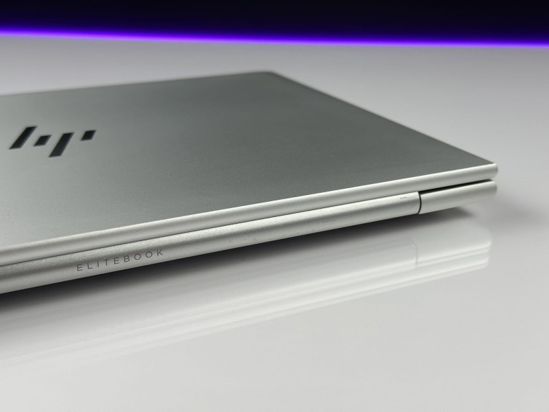 HP EliteBook 840 G9 – moc i prywatność w jednym! i7-1270P, matryca FHD+ z filtrem prywatyzującym – komfortowo i bezpiecznie gdziekolwiek jesteś (13).JPG