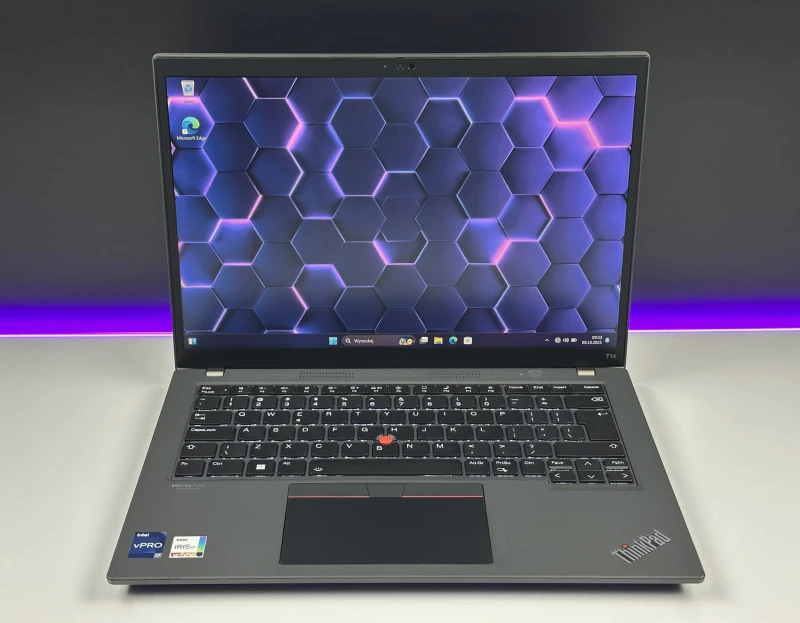 Lenovo ThinkPad T14 Gen 3 z i7-1270P – nowoczesny laptop biznesowy klasy premium, łączący wysoką wydajność, solidność i mobilność w pracy.