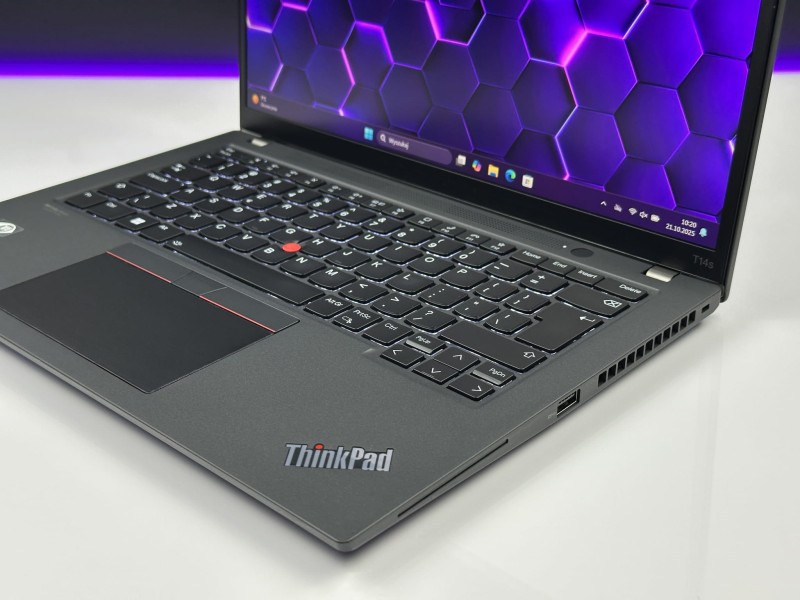 Lenovo ThinkPad T14s Gen 3 – ultralekki, wydajny i niezawodny. i5-1245U, 16GB RAM i ekran FHD+ zapewniają komfort pracy na najwyższym poziomie (6).JPG