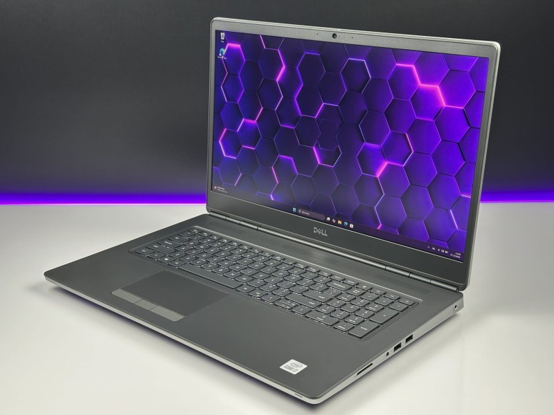 Dell Precision 7750 z i7-10850H i RTX4000 – profesjonalna stacja robocza stworzona do grafiki 3D, CAD i wymagających projektów inżynieryjnych (5).JPG