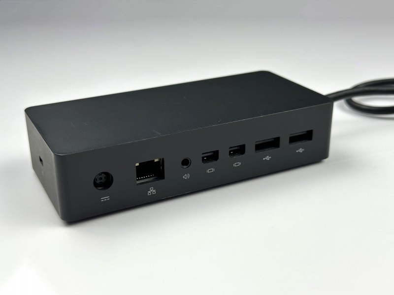 Microsoft Surface Dock 1661 z zasilaczem 90W – stacja dokująca do laptopów Surface, idealna do pracy biurowej i home office (9).JPG