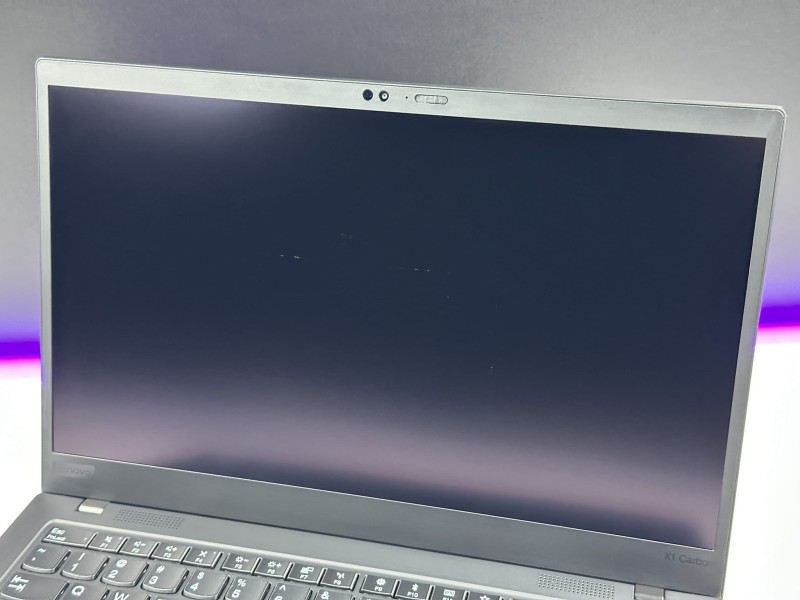 Lenovo ThinkPad X1 Carbon Gen 7 z i7-8665U, 16GB RAM, ekranem FHD i LTE – lekki, dotykowy laptop biznesowy z klawiaturą US (PL QWERTY) (2).JPG