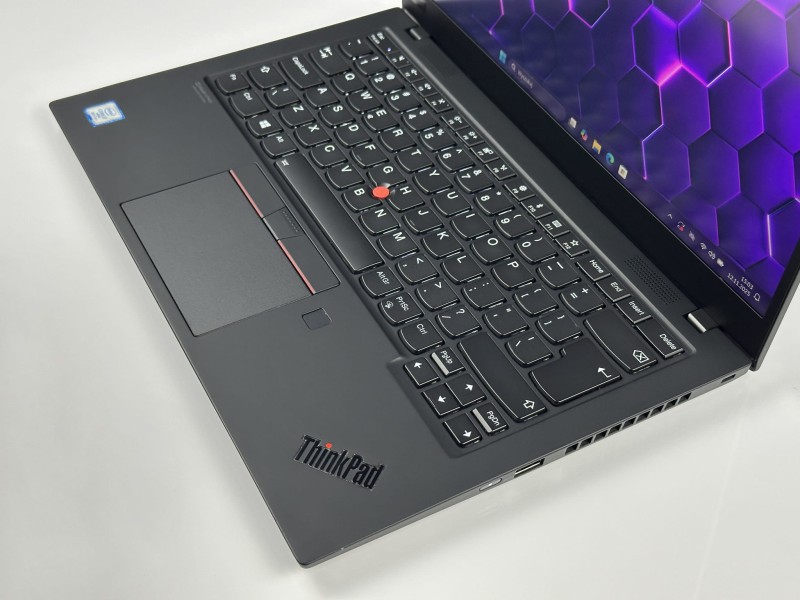 Lenovo ThinkPad X1 Carbon Gen 7 z i7-8665U, 16GB RAM, ekranem FHD i LTE – lekki, dotykowy laptop biznesowy z klawiaturą US (PL QWERTY) (8).JPG