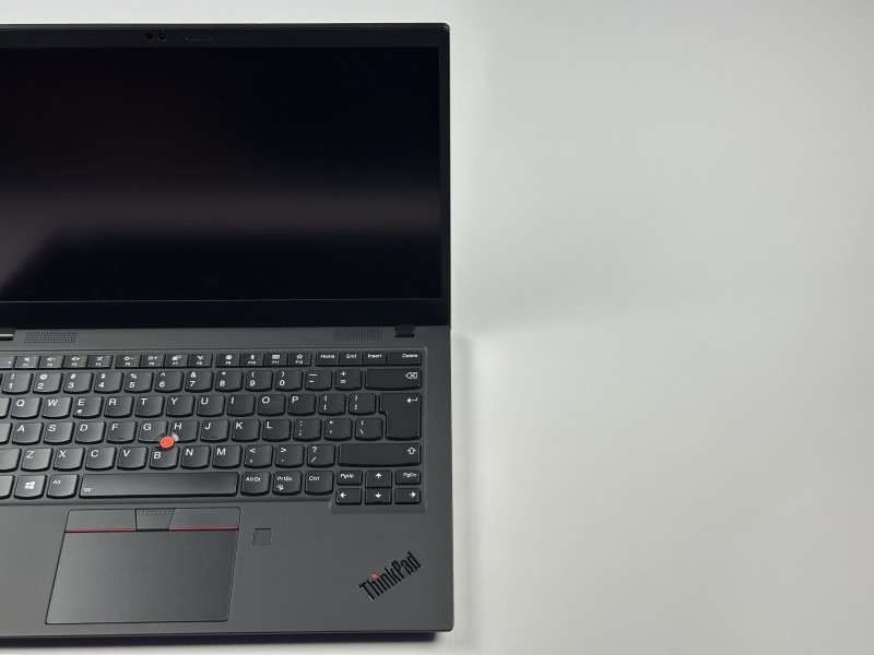 Lenovo ThinkPad X1 Carbon Gen 7 z i7-8665U, 16GB RAM, ekranem FHD i LTE – lekki, dotykowy laptop biznesowy z klawiaturą US (PL QWERTY) (14).JPG
