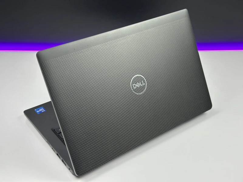 Dell Latitude 7420 i7-1185G7, 16GB RAM – ultrabook biznesowy z grafiką Intel Iris Xe, idealny do pracy zdalnej, biura, wideokonferencji i multitaskingu.
