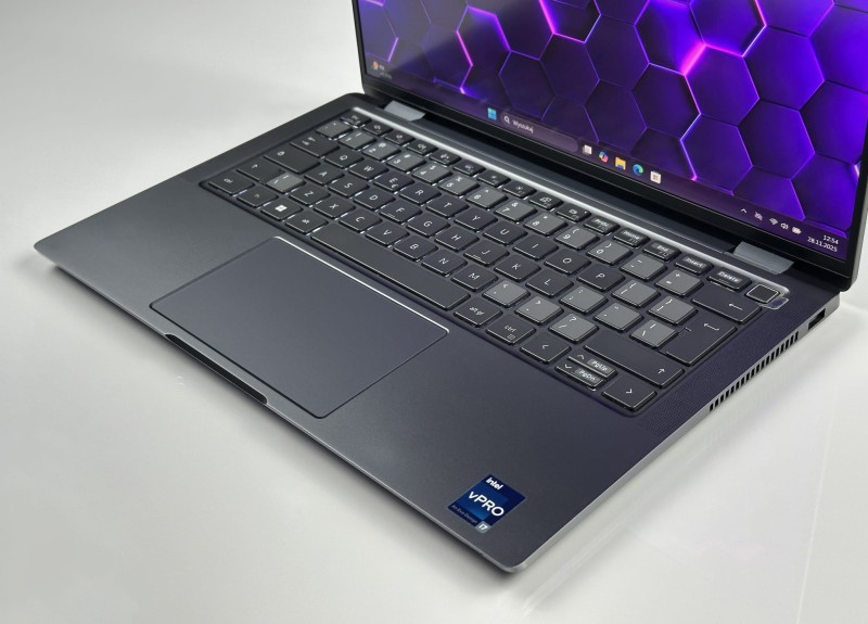 Dell Latitude 9430 – i7-1265U, 16GB RAM i matryca FHD+ 14”. Lekki, premium ultrabook biznesowy do pracy biurowej, mobilnej i wideokonferencji (4).JPG