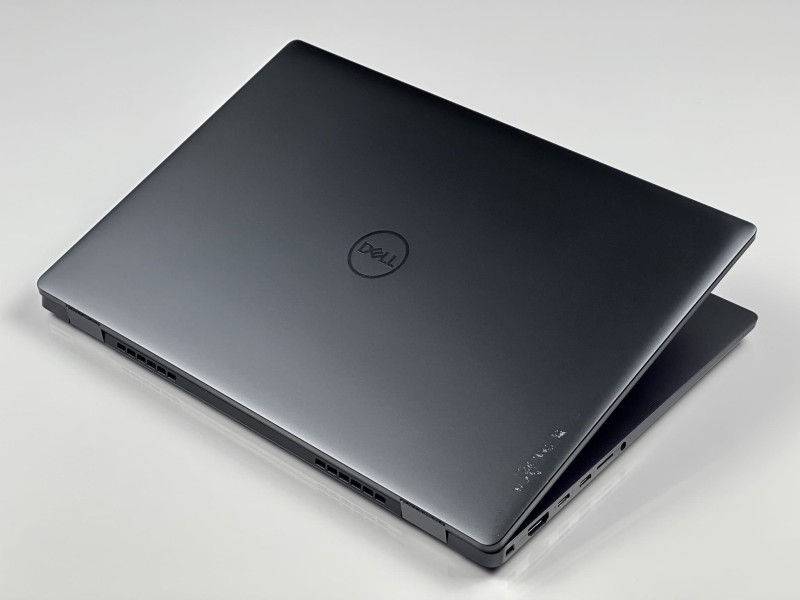 Dell Latitude 9430 – i7-1265U, 16GB RAM i matryca FHD+ 14”. Lekki, premium ultrabook biznesowy do pracy biurowej, mobilnej i wideokonferencji (7).JPG