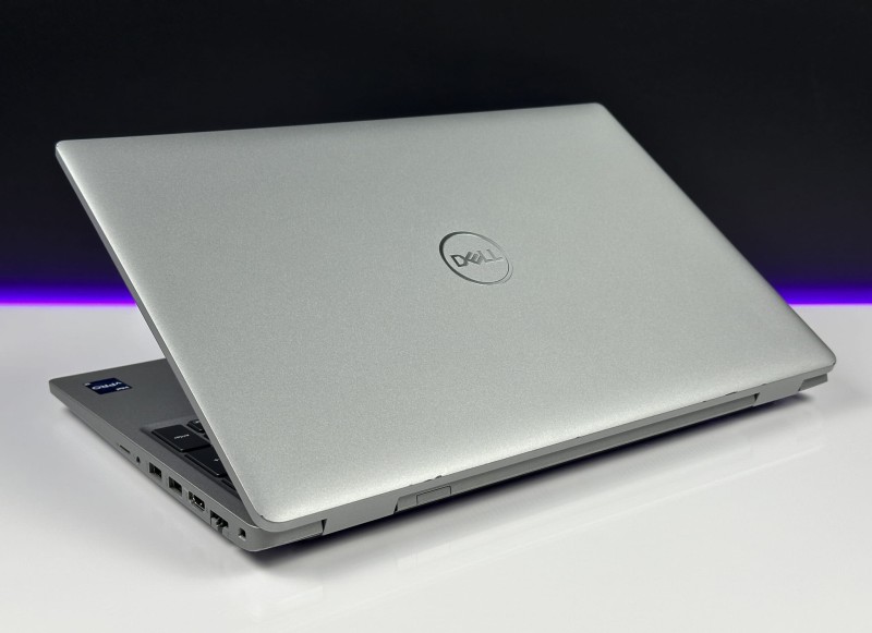 Dell Latitude 5530 – i7-1265U i dotykowa matryca FHD 15.6. Biznesowy laptop do pracy biurowej, mobilnej i multitaskingu. Wysoka wydajność (7).JPG