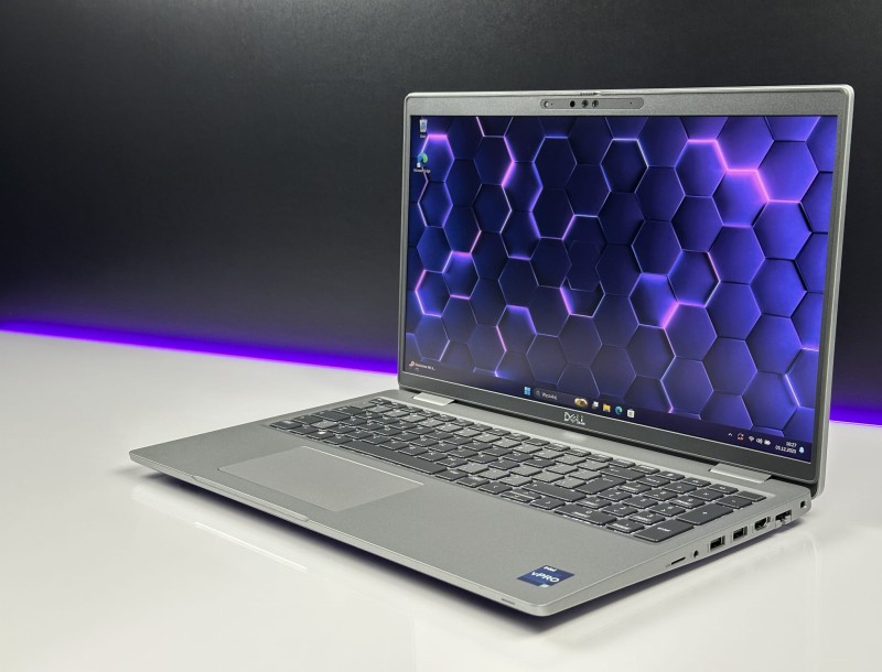 Dell Latitude 5530 – i7-1265U i dotykowa matryca FHD 15.6. Biznesowy laptop do pracy biurowej, mobilnej i multitaskingu. Wysoka wydajność (12).JPG