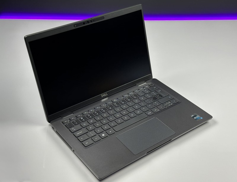 Dell Latitude 7430 – i5-1235U, 16GB RAM i dotyk FHD 14”. Lekki ultrabook biznesowy z obudową carbon (włókno węglowe), idealny do pracy mobilnej (13).JPG