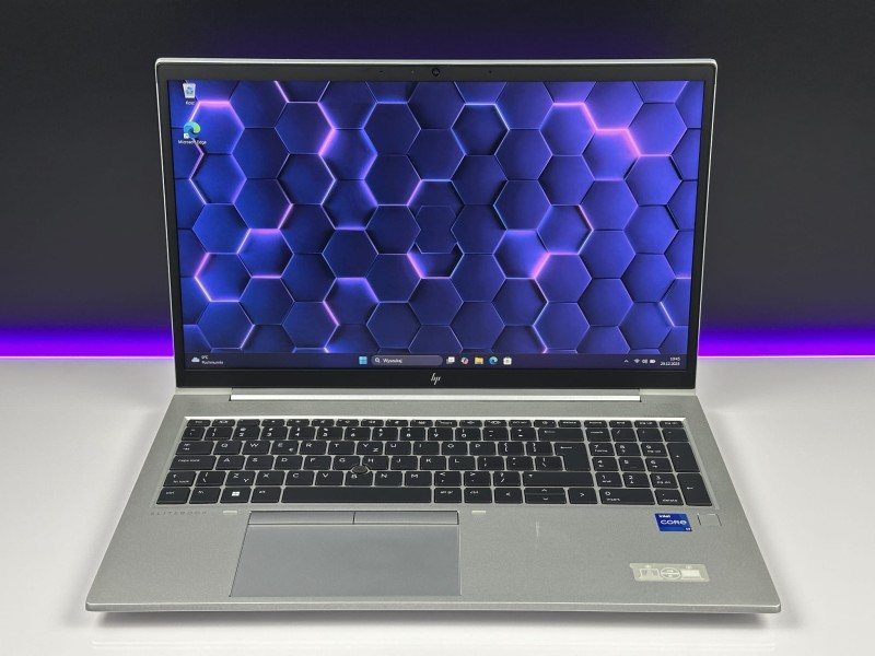 HP EliteBook 850 G8 – i7-1165G7 i matryca 15.6. Biznesowy laptop klasy premium do pracy biurowej, mobilnej i codziennych zadań. Solidna wydajność (3).JPG