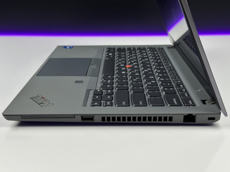 Lenovo ThinkPad T14 Gen 2 – i5-1145G7 i dotykowa matryca 14”. Aluminiowa obudowa i klawiatura US. Laptop biznesowy do pracy i mobilnych zadań (12).JPG