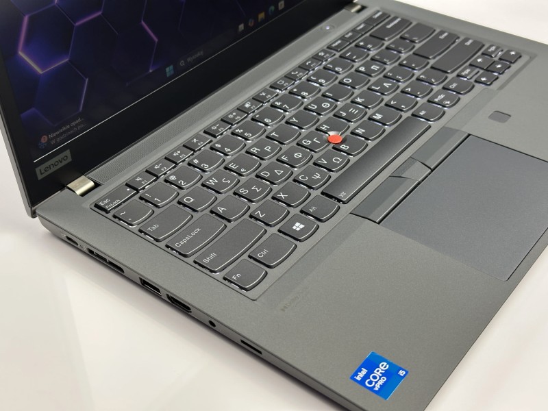 Lenovo ThinkPad T14 Gen 2 – i5-1145G7 i dotykowa matryca 14”. Aluminiowa obudowa i klawiatura US. Laptop biznesowy do pracy i mobilnych zadań (14).JPG
