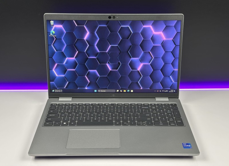 Latitude 5531 – i7-12800H i matryca FHD 15,6. Wydajny laptop biznesowy do pracy analitycznej, projektowej i zaawansowanych zadań biurowych (1).JPG