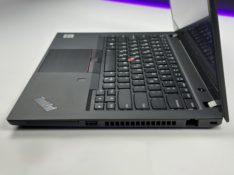 Lenovo ThinkPad T14 Gen 1 – i5-10310U, dotykowa matryca FHD 14 i klawiatura US (QWERTY PL). Solidny laptop biznesowy do codziennej pracy (9).JPG